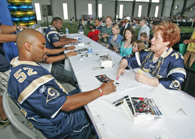 draftdayparty_blog Saurday, April 26 - Chris Draft is on hand to greet fans and sign autographs at the annual Rams Draft Day Party. The Rams selected T Jason Smith out of Baylor with the No. 2 overall selection.
